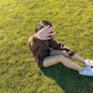 Meet your Posher, Jade